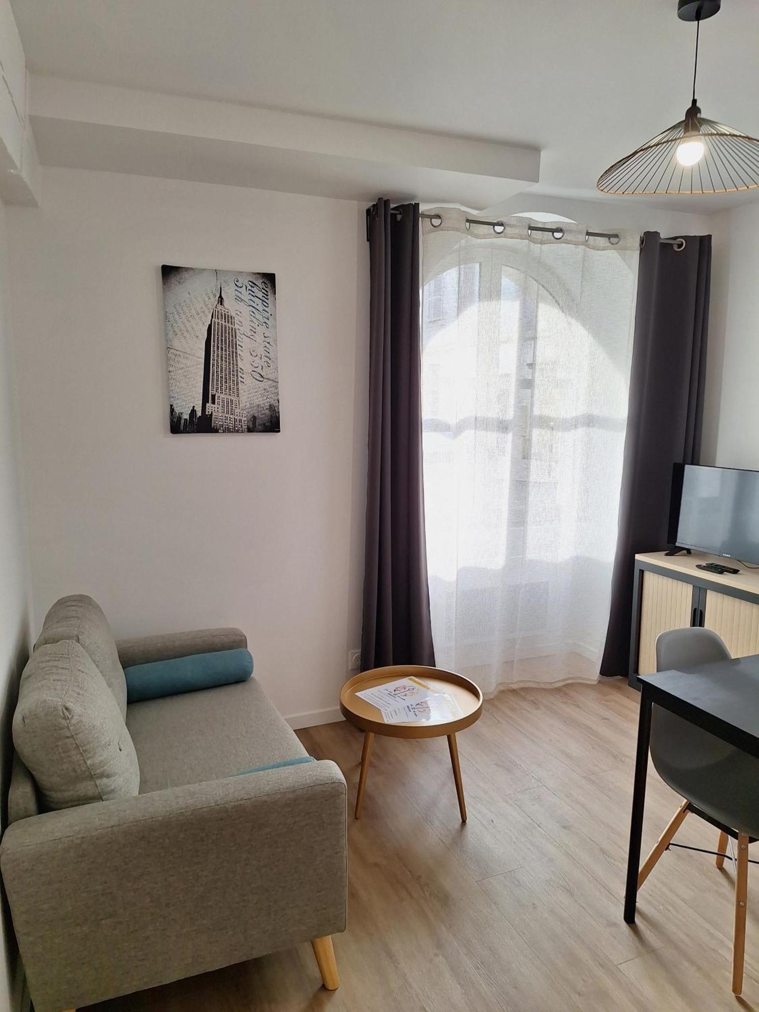 Apartment Notre Dame 1 - Vue Sur La Loire - Rdc - Hypercentre